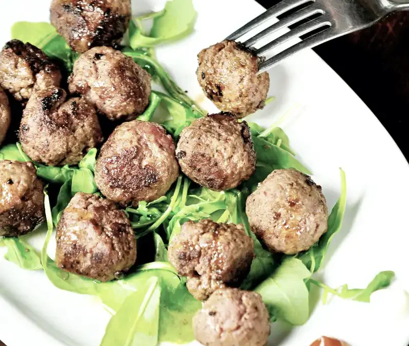 game-changing healthy game day snacks that are packed with flavor, nutrition, and excitement. From protein-packed bites to guilt-free treats, elevate your sports viewing experience with these delicious recipes.