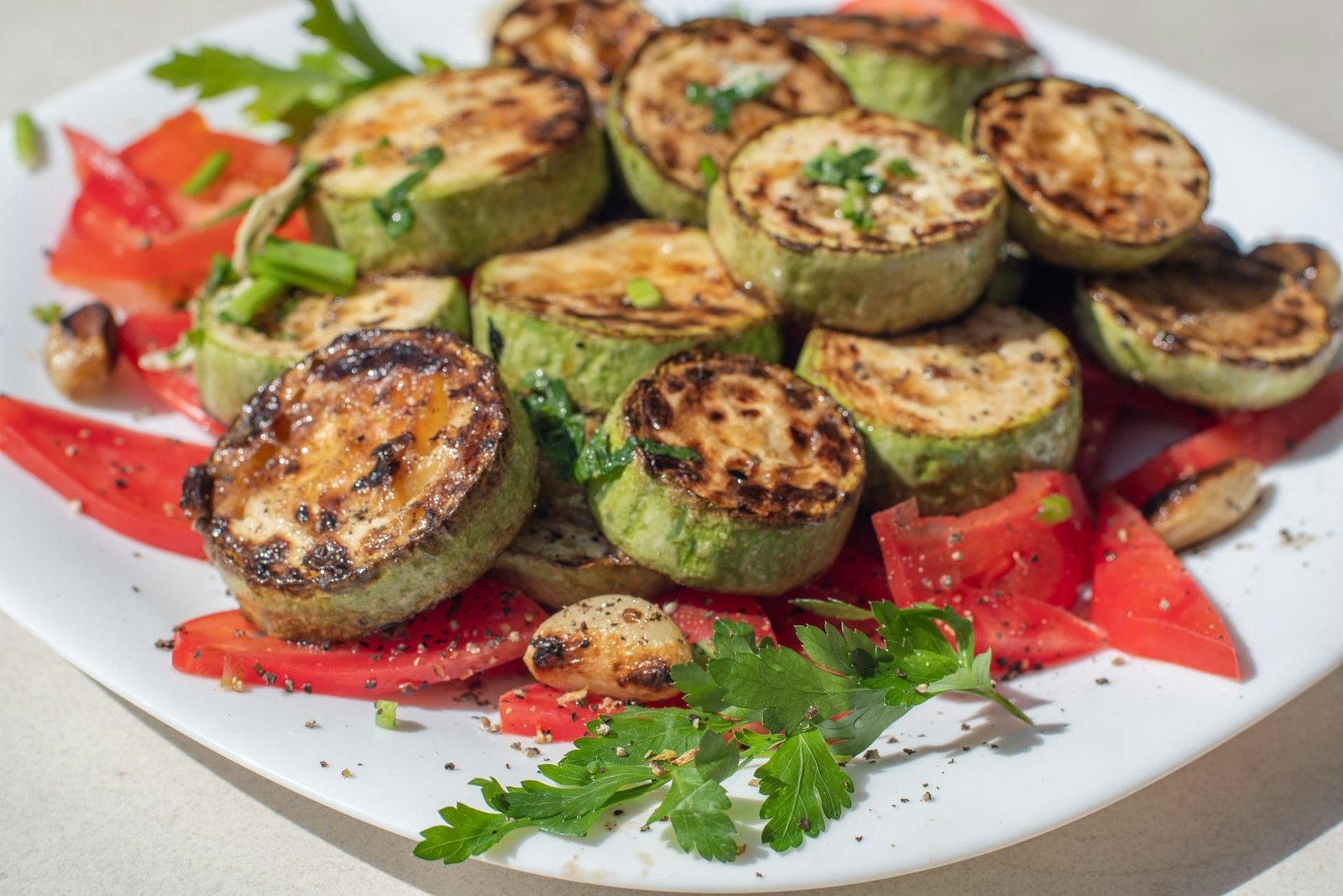 killer-zucchini-pizza-bites-perfect-healthy-game-day-snack